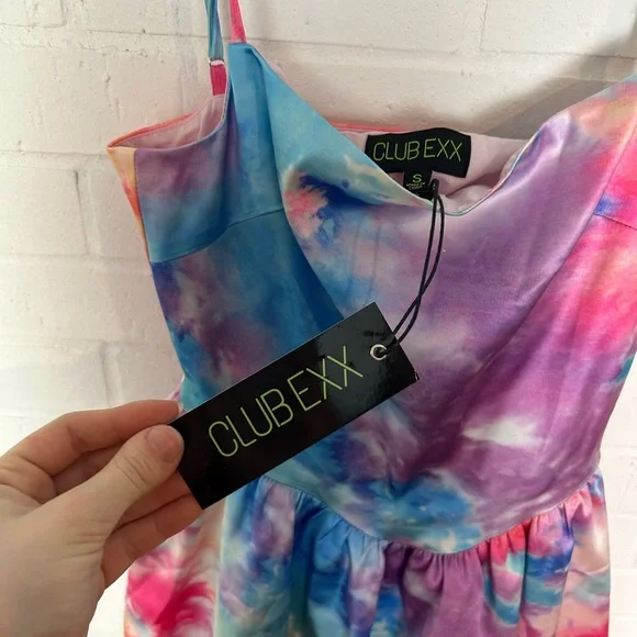 NWT Club Exx Dollskill Rainbow Dress with Matching Gloves - Picture 6 of 6